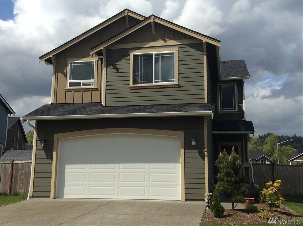Property Photo: 106 Ames St NE WA 98360