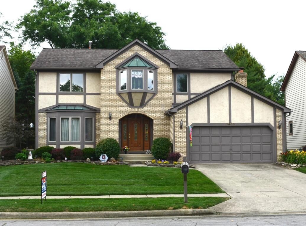 Property Photo:  7435 Mapleleaf Boulevard  OH 43235 