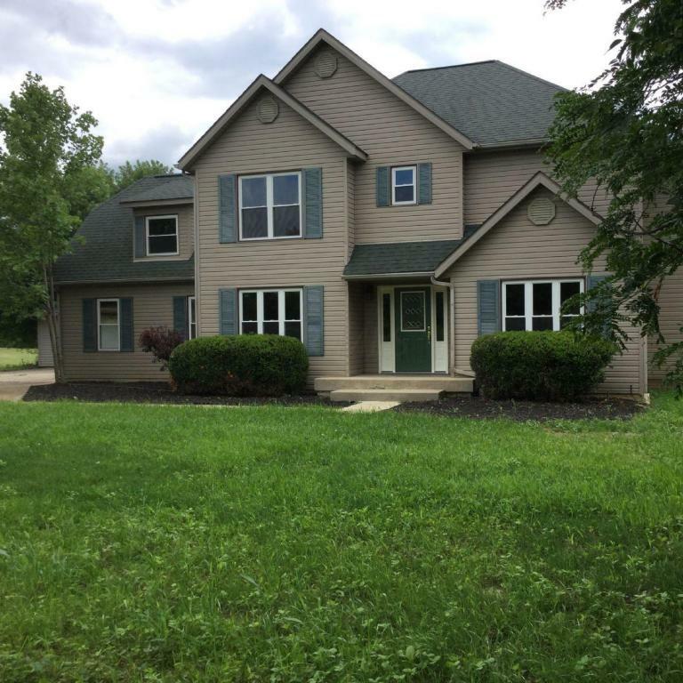 Property Photo:  9651 Lancaster Circleville Road  OH 43102 