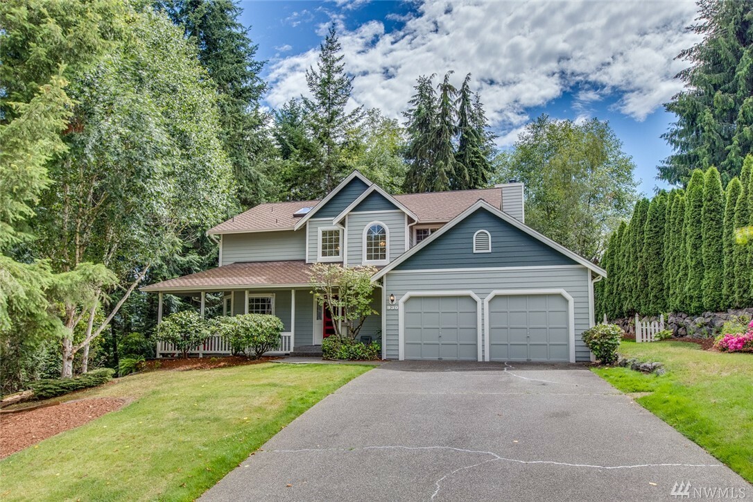 Property Photo:  930 Calypso Cir  WA 98383 