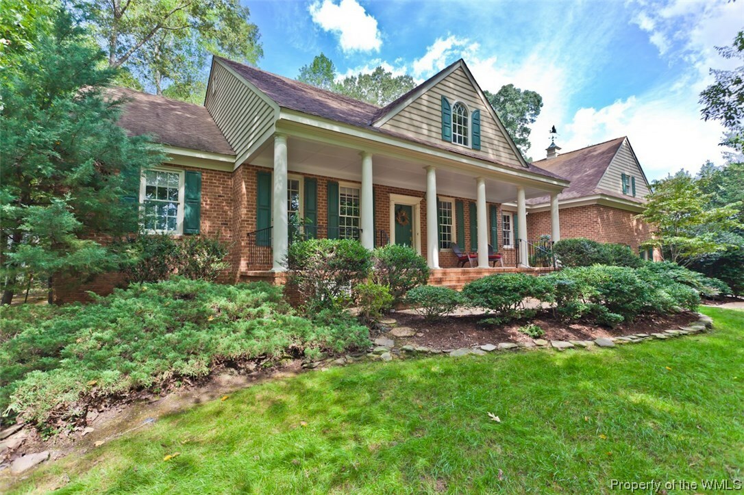 Property Photo:  316 Dogleg Drive  VA 23188 