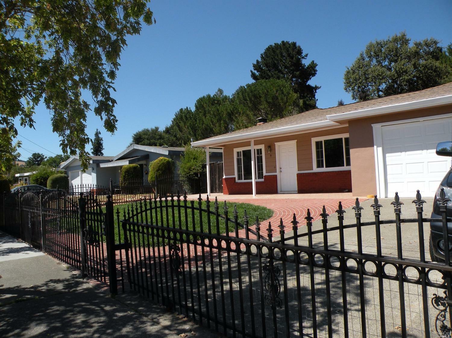 Property Photo: 9 Nancy Drive CA 94947