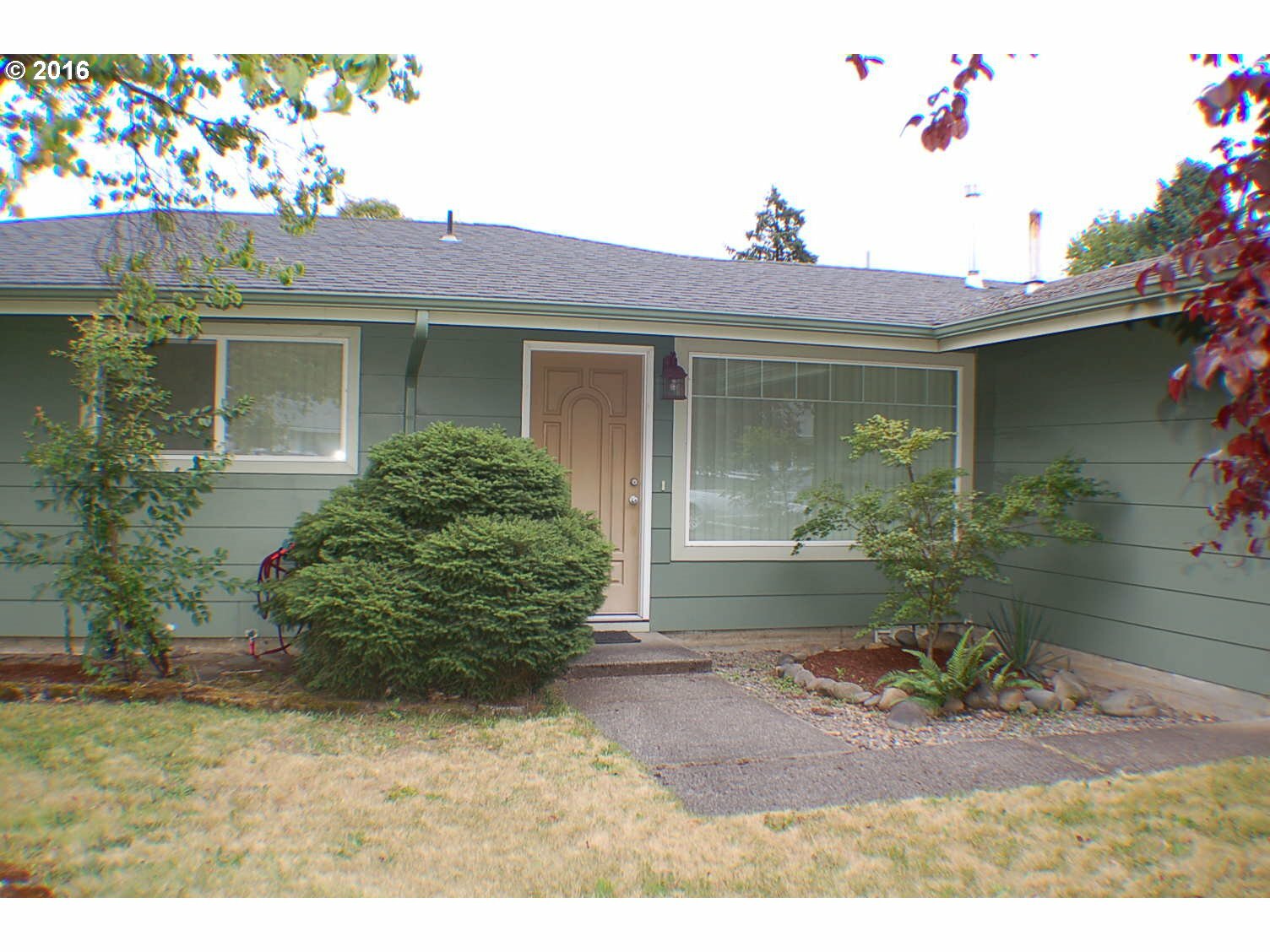 Property Photo:  4116 SE 133rd Ave  OR 97236 