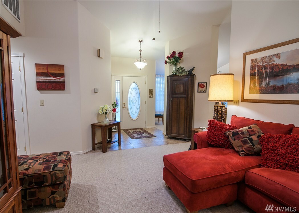 Property Photo: 4769 N Golf Course Dr WA 98230