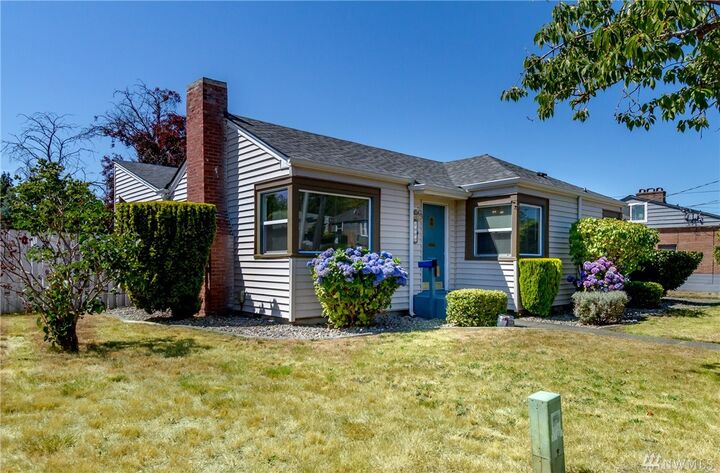 Property Photo: 1408 N Proctor Street WA 98406