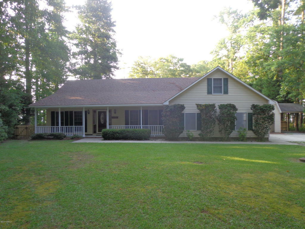 Property Photo:  215 Sailaway Court  NC 28532 