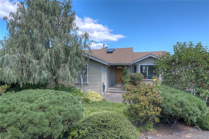 Property Photo: 3409 Rosedale St WA 98335