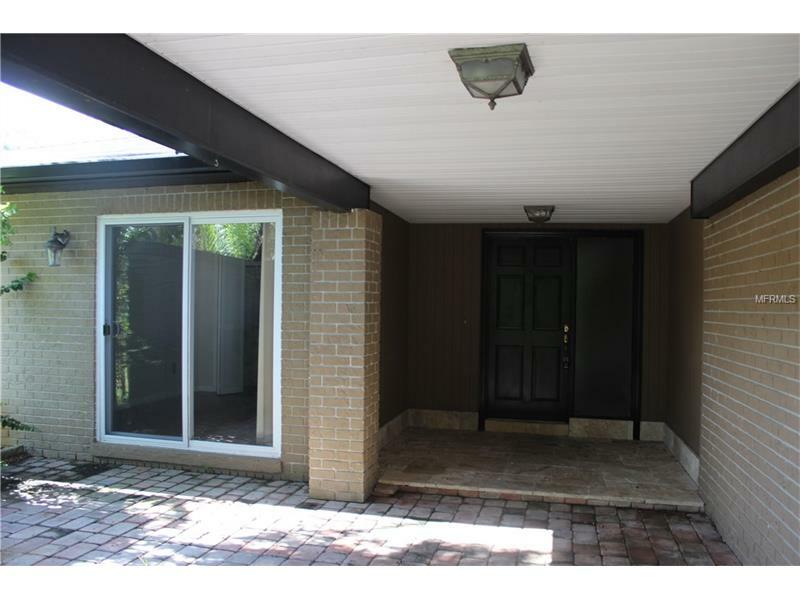 Property Photo: 708 Druid Way FL 33548