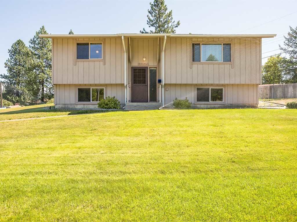 Property Photo:  8804 N Wall St  WA 99218 