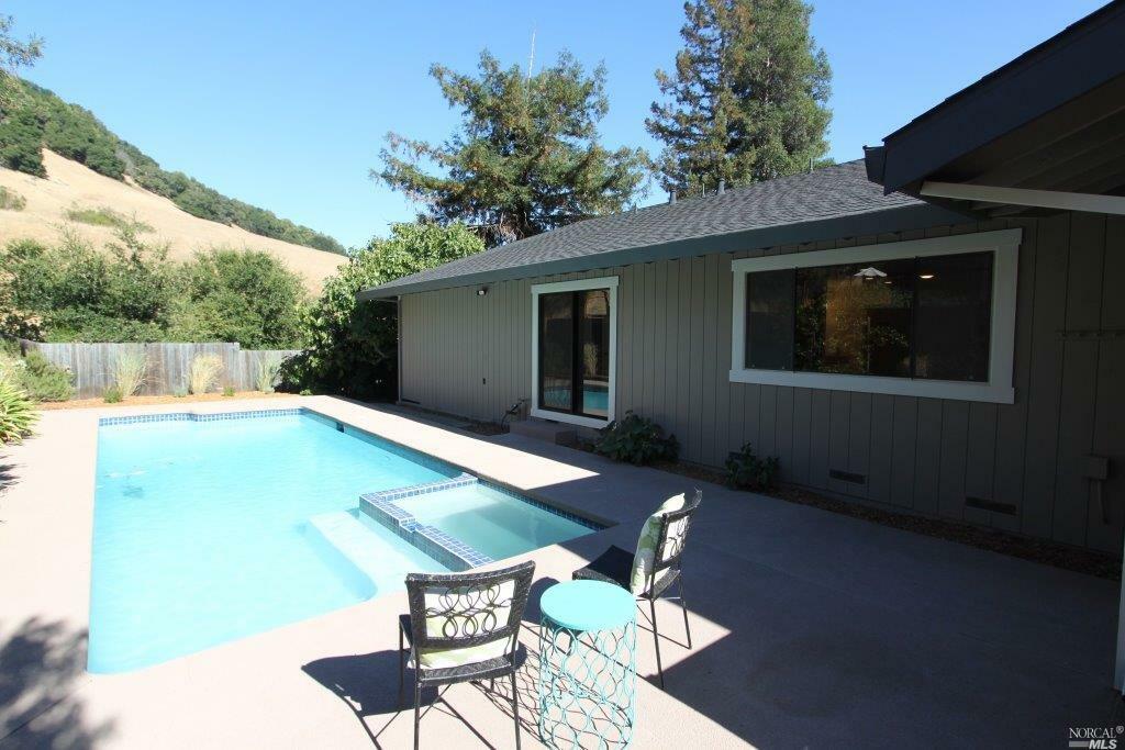 Property Photo:  612 Rinaldo Street  CA 95409 