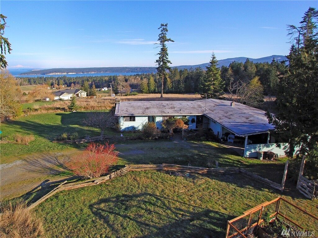 Property Photo:  290 Hereford Lane  WA 98382 