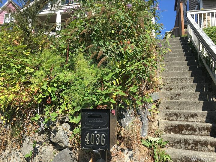 Property Photo:  4036 23rd Ave SW  WA 98106 