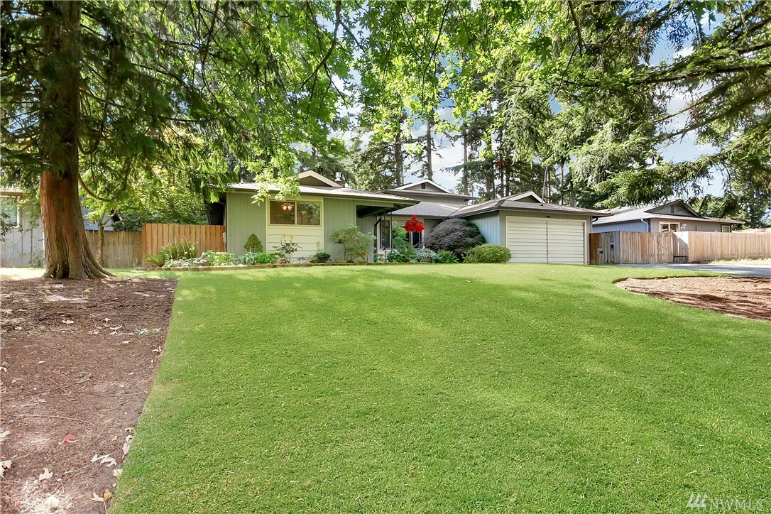 Property Photo: 12602 106th Av Ct E WA 98374