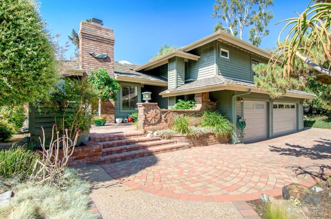 Property Photo:  2217 Silver Peak  CA 92024 