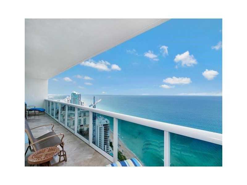 Property Photo:  1800 S Ocean Dr Up4302  FL 33009 