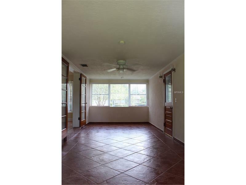 Property Photo:  439 E Grant Street  FL 32806 