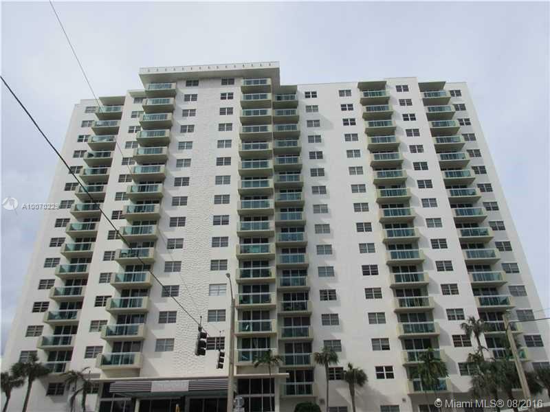 Property Photo: 3000 S Ocean Dr 708 FL 33019