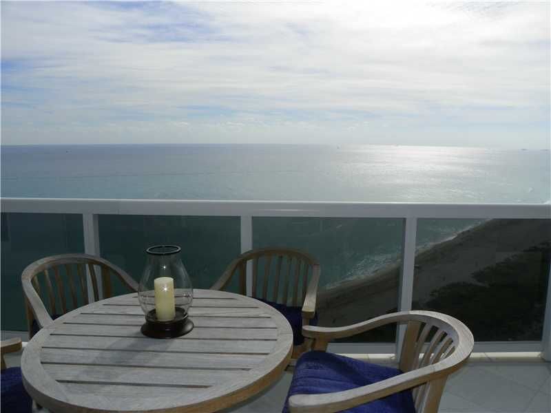 Property Photo: 6301 Collins Av 2102 FL 33141