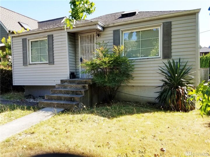 Property Photo:  212 Martin Luther King Jr Wy E  WA 98112 