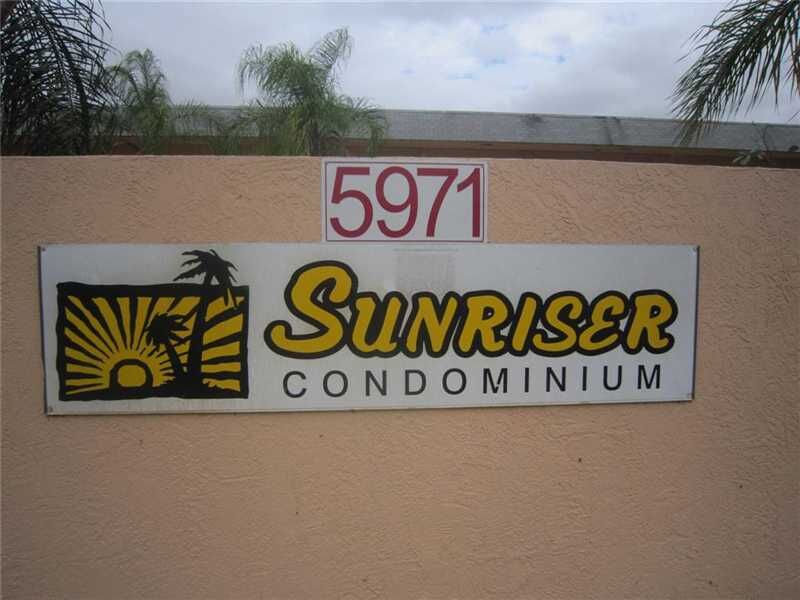 Property Photo:  5971 NW 17 Pl 204  FL 33313 