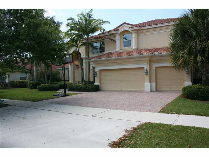 Property Photo:  5143 Lakewood Dr  FL 33330 