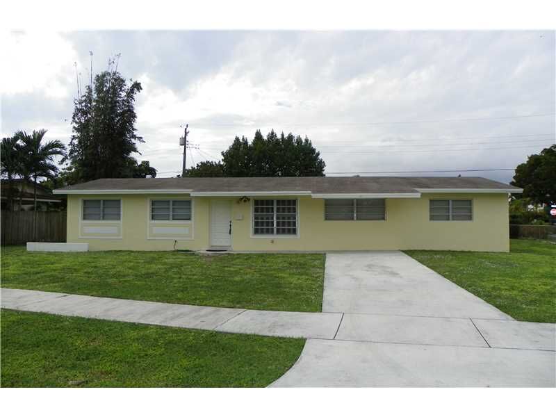 Property Photo: 8240 SW 101 Av FL 33173