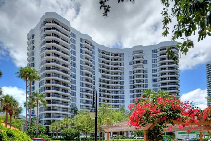 Property Photo: 3600 Mystic Pointe Dr 512 FL 33180
