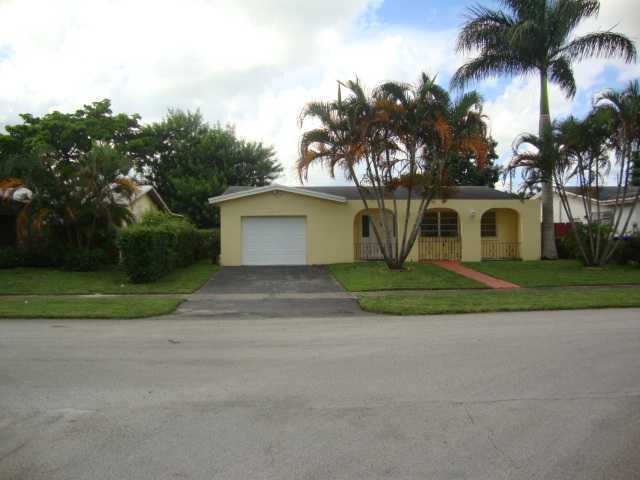 Property Photo:  7313 Allen Dr  FL 33024 