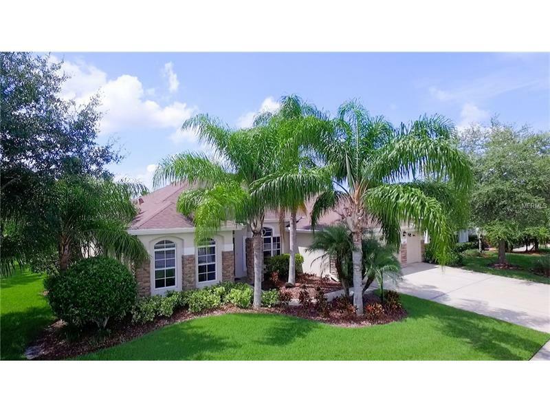 Property Photo:  7606 Heyward Circle  FL 34201 