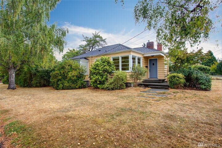 Property Photo:  3725 N 14th St  WA 98406 