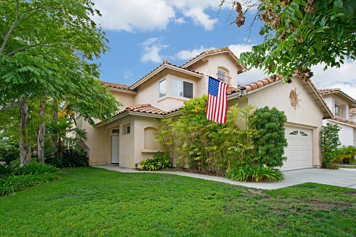 Property Photo: 1604 Calle Las Casas CA 92056