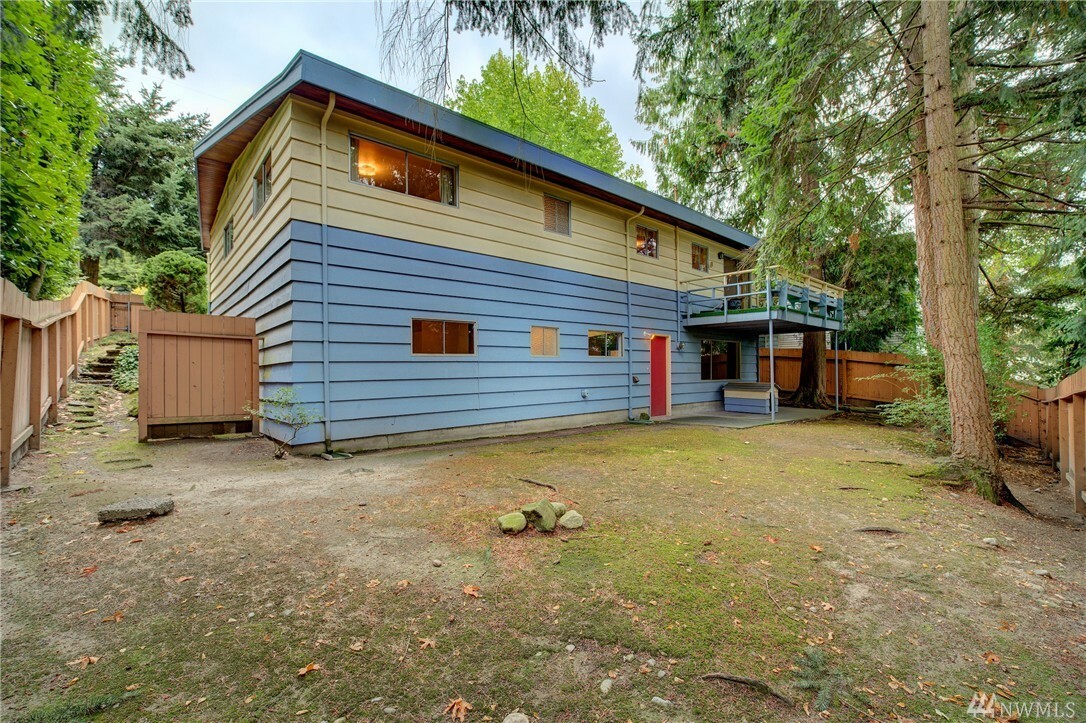 Property Photo:  2329 NE 103rd St  WA 98125 