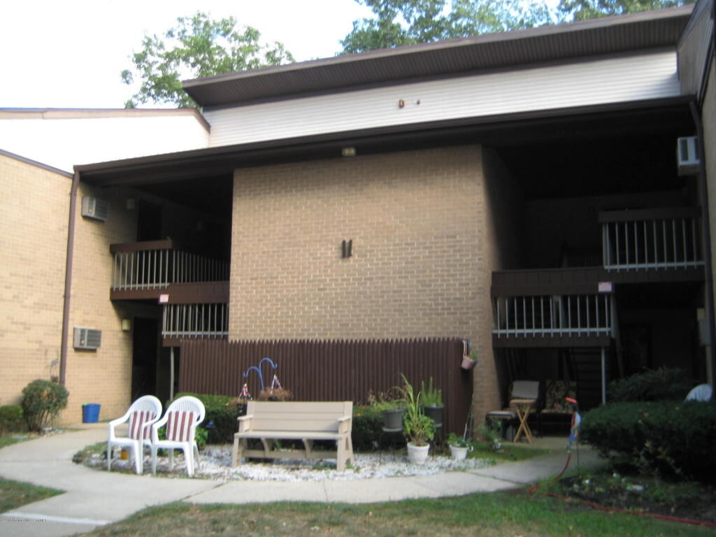 Property Photo:  11 Pine Cluster Circle  NJ 07726 