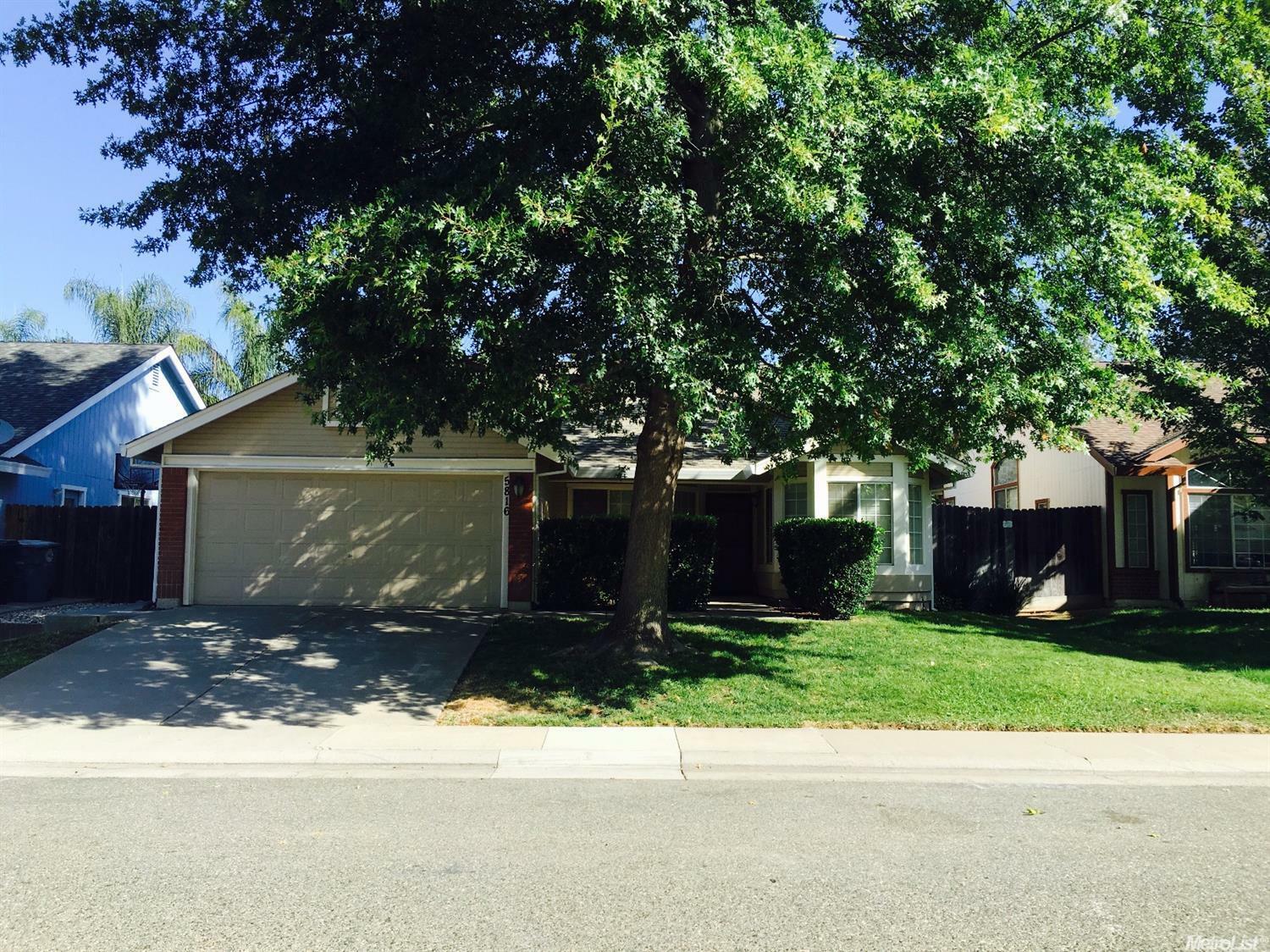 Property Photo:  5816 Laguna Quail Way  CA 95758 