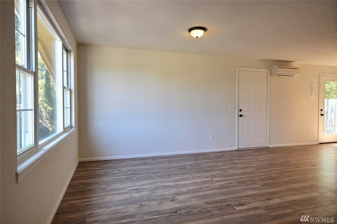 Property Photo: 4822 E K St WA 98404