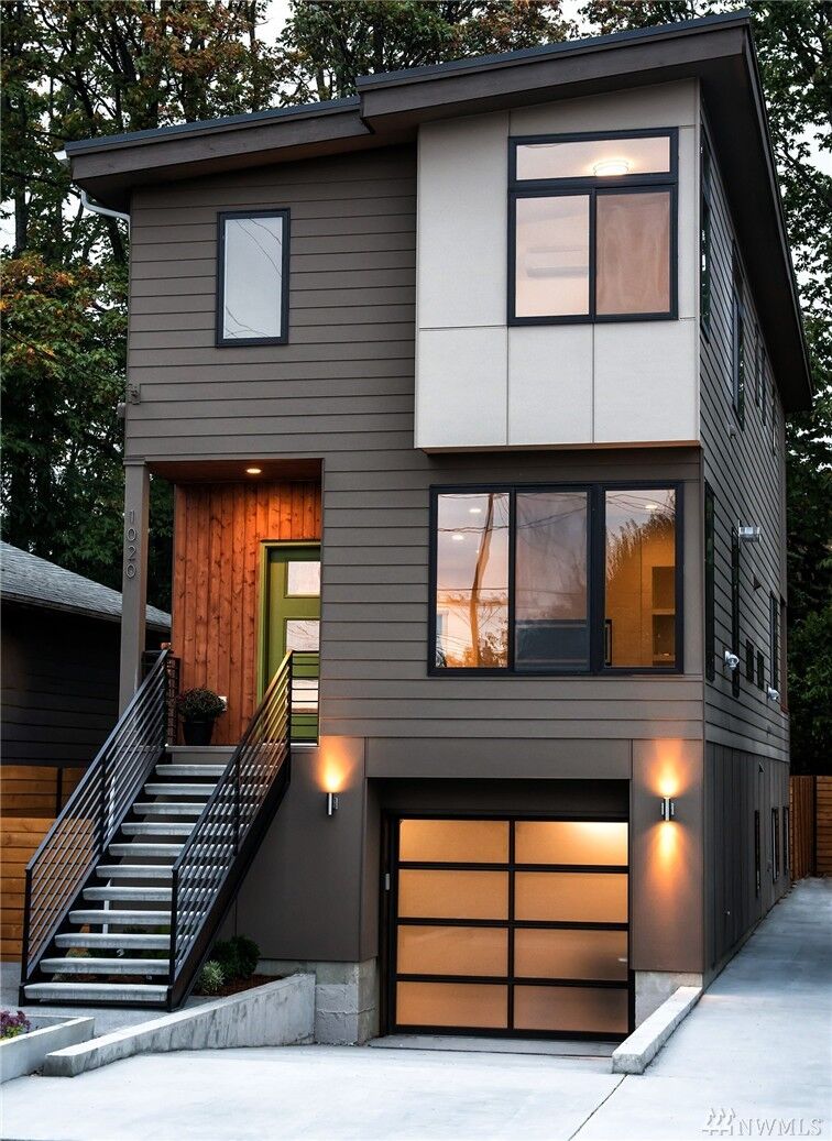 Property Photo:  1020 NW 87th Street  WA 98117 