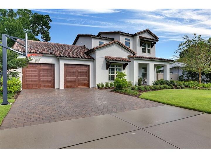 Property Photo: 508 Langholm Drive FL 32789