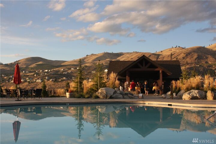 127 Goldfinch Lane  Chelan WA 98816 photo