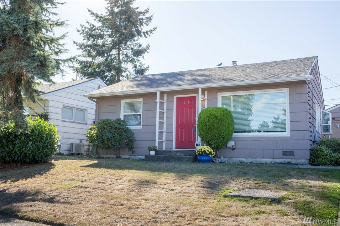 Property Photo:  9311 30th Ave SW  WA 98126 