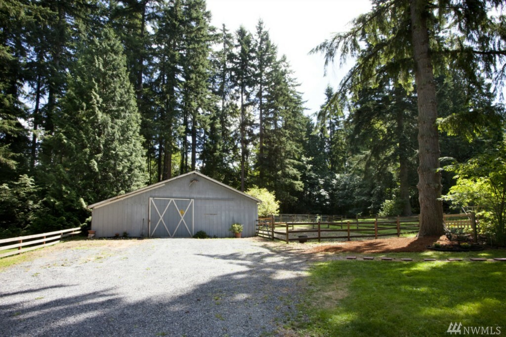 Property Photo:  17411 97th Dr SE  WA 98296 