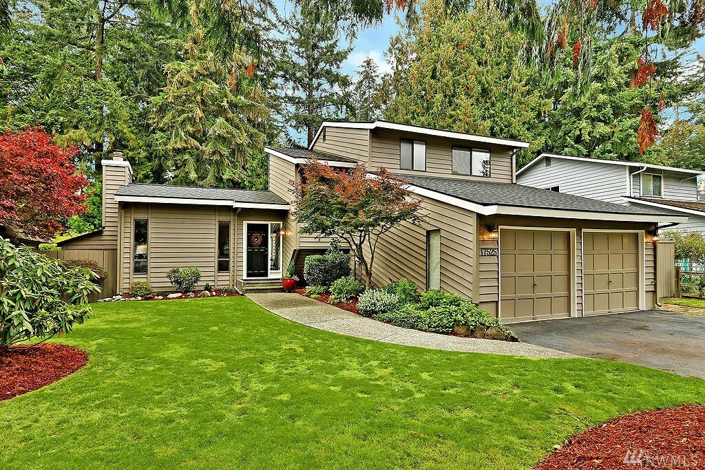 Property Photo:  17525 18th Dr SE  WA 98012 