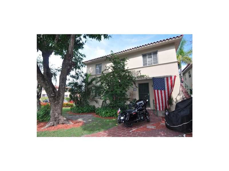 Property Photo:  685 SW 19th Rd  FL 33129 