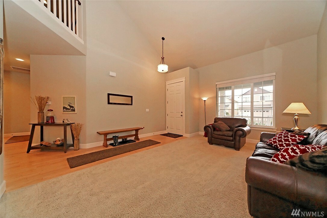 Property Photo: 18014 122nd St Ct E WA 98391