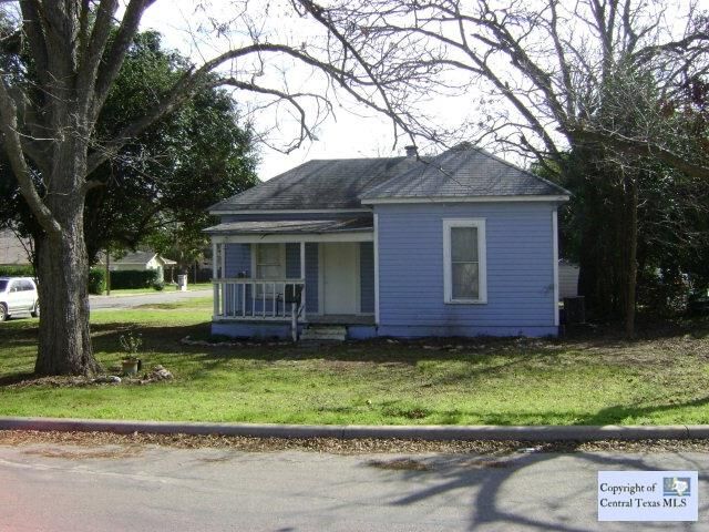 Property Photo: 1103 Mlk Drive TX 78666