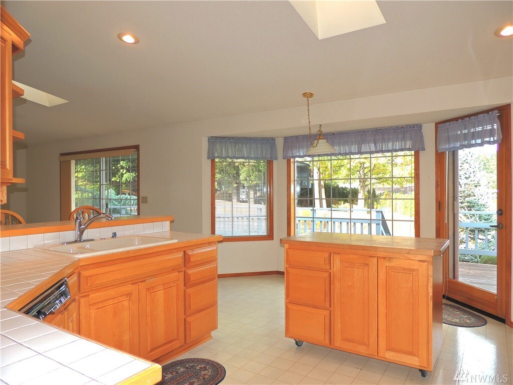 Property Photo: 475 Nezperce Place WA 98257