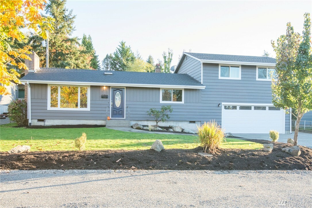 Property Photo:  5606 N 47th St  WA 98407 