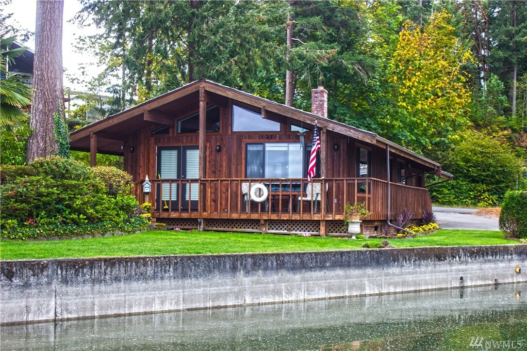 Property Photo:  2814 Horsehead Bay Dr NW  WA 98335 