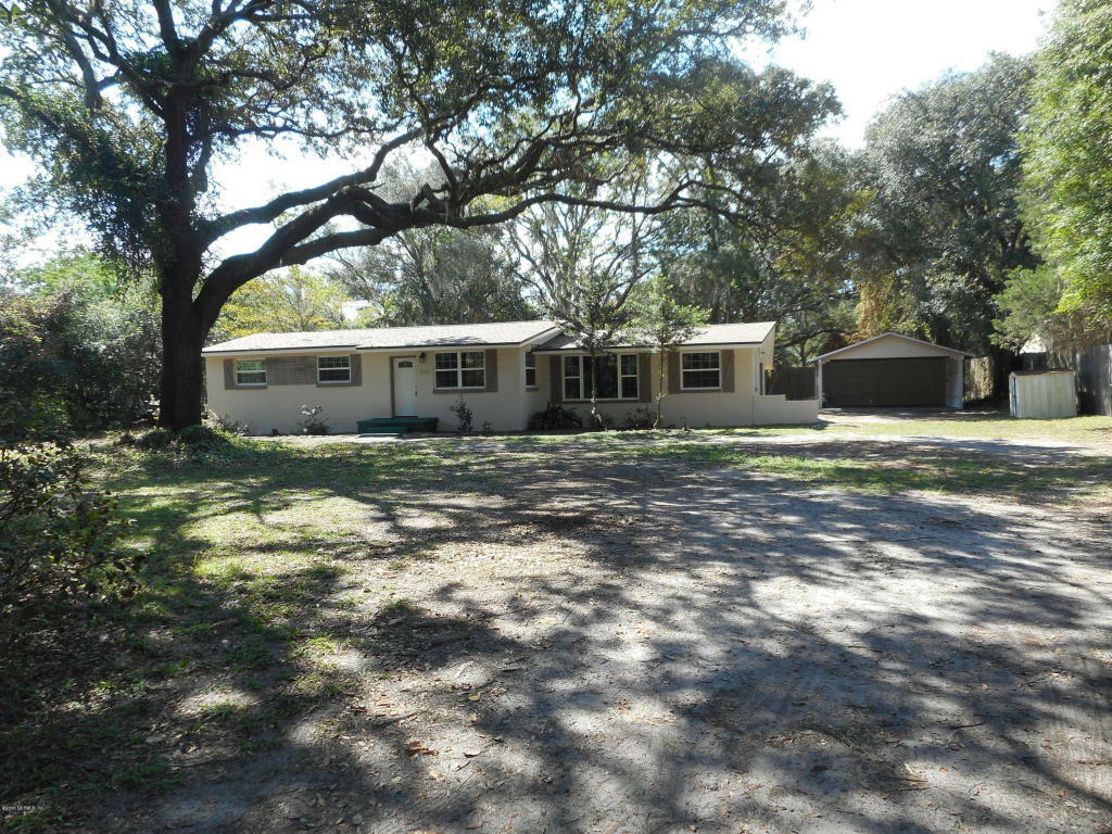 Property Photo: 5226 Collins Road FL 32244