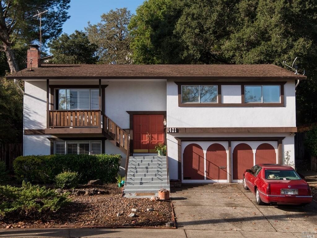Property Photo:  1421 Johnson Street  CA 94947 
