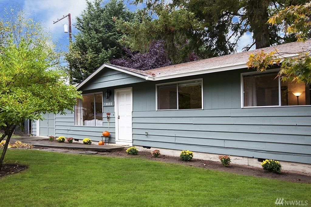 Property Photo:  19602 SE 143rd St  WA 98059 